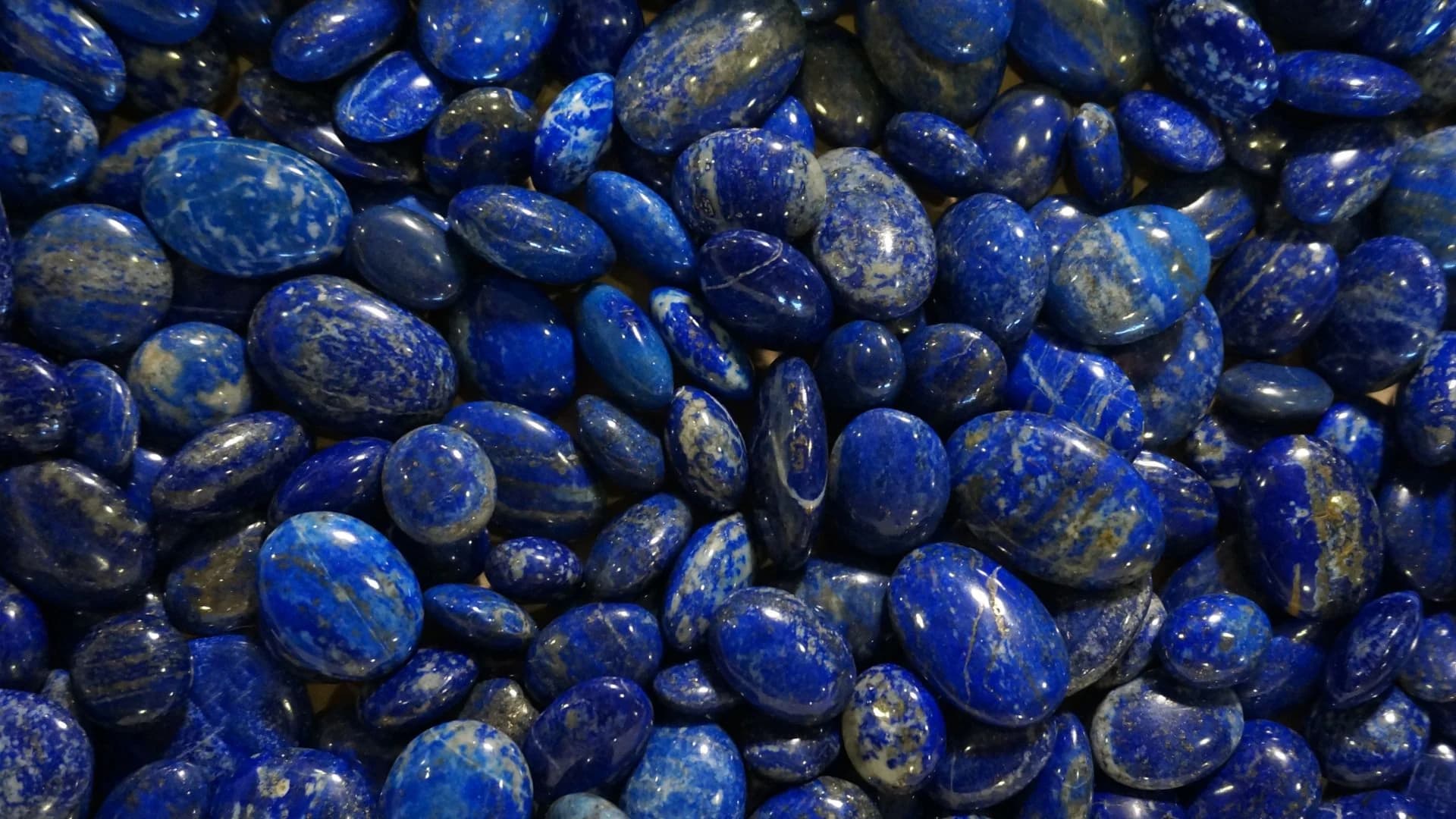 lapislazuli kaufen für das Stirnchakra und klare Intuition