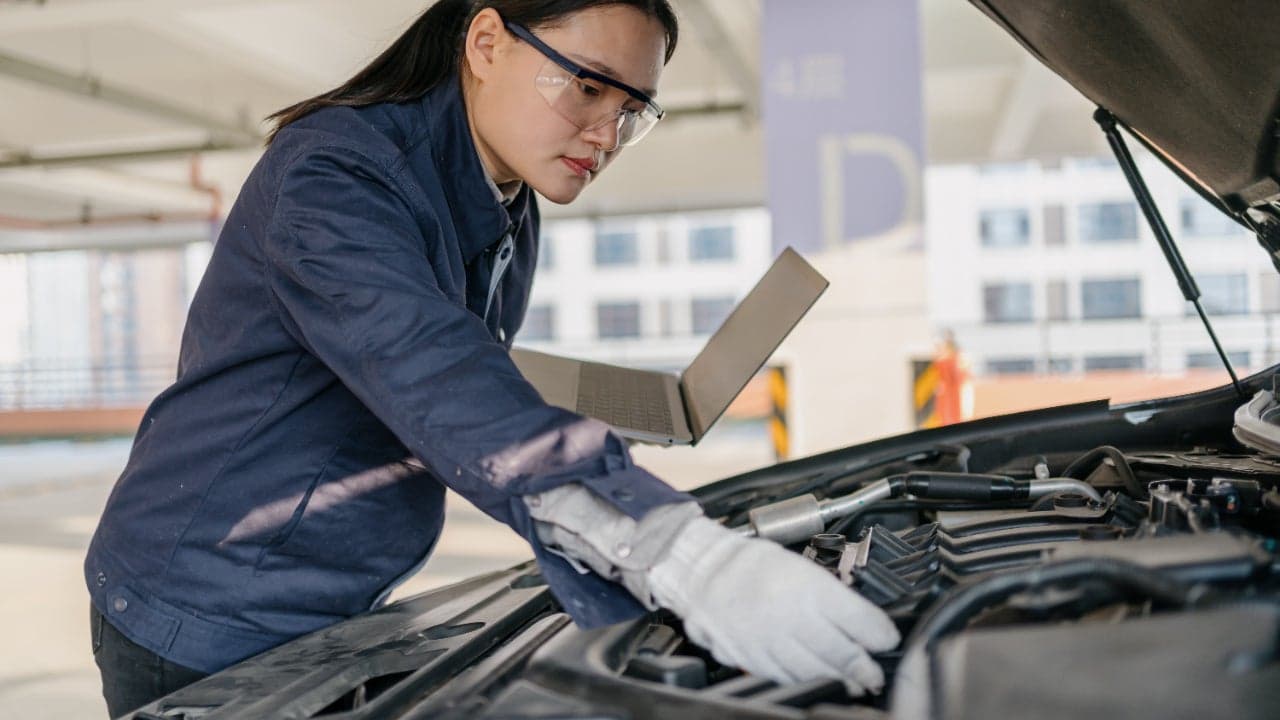 Smart Repair für Dellen Reparatur – Makelloser Lack in Rekordzeit