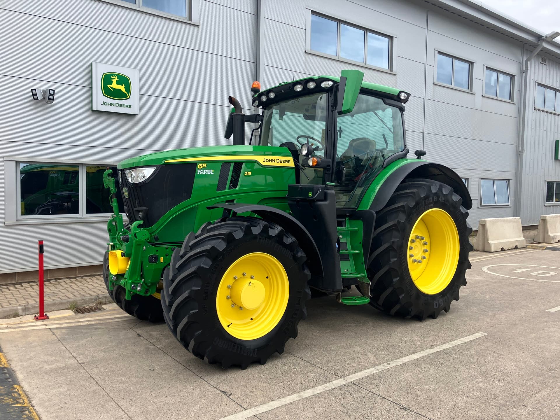 John Deere Maschinen: Die perfekte Kombination aus Leistung und Präzision