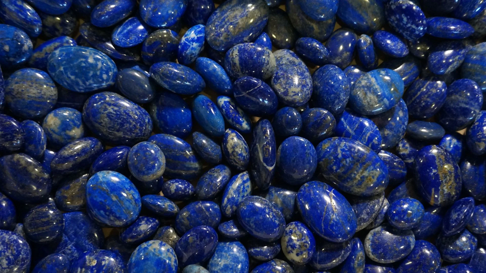 lapislazuli kaufen für das Stirnchakra und klare Intuition