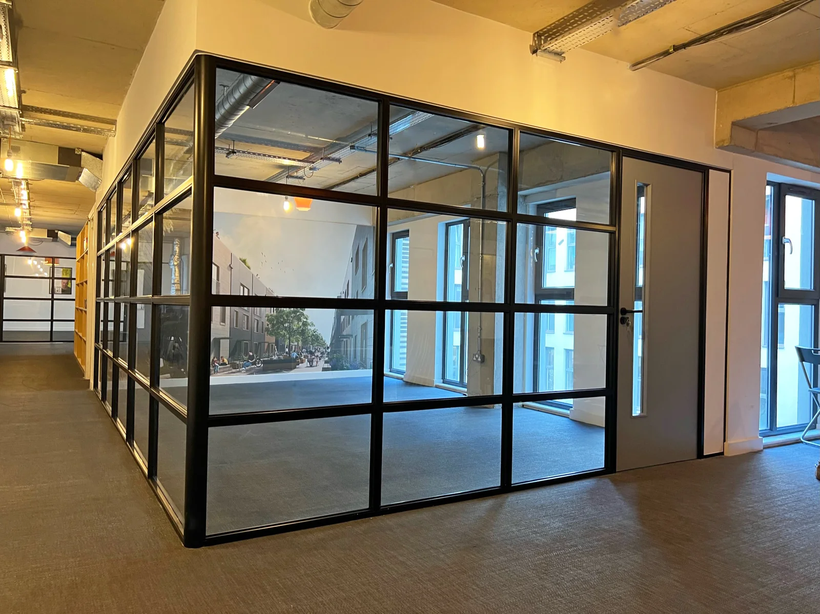 Innovative Glastrennwände Krefeld für Büros und Wohnungen – Glasbau West
